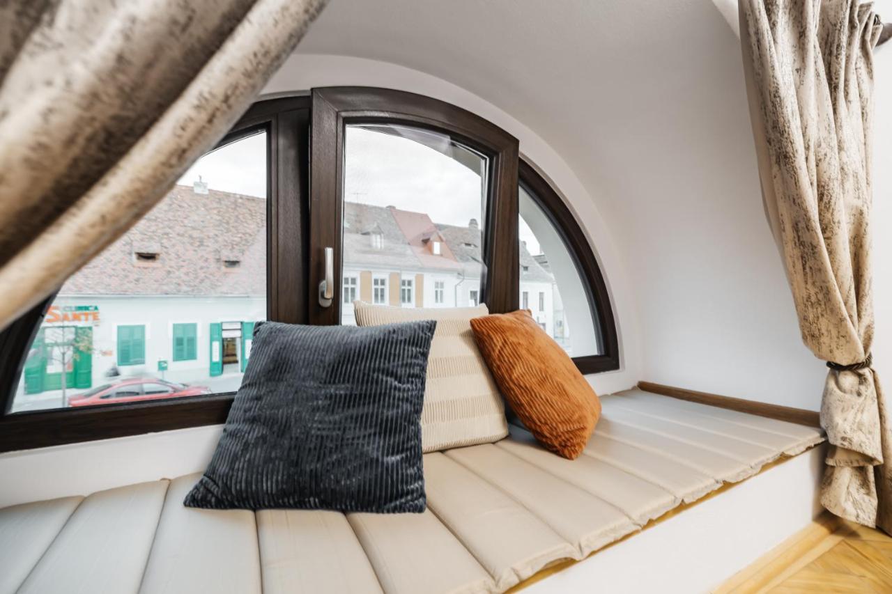 Downtown Cio Apartment シビウ エクステリア 写真